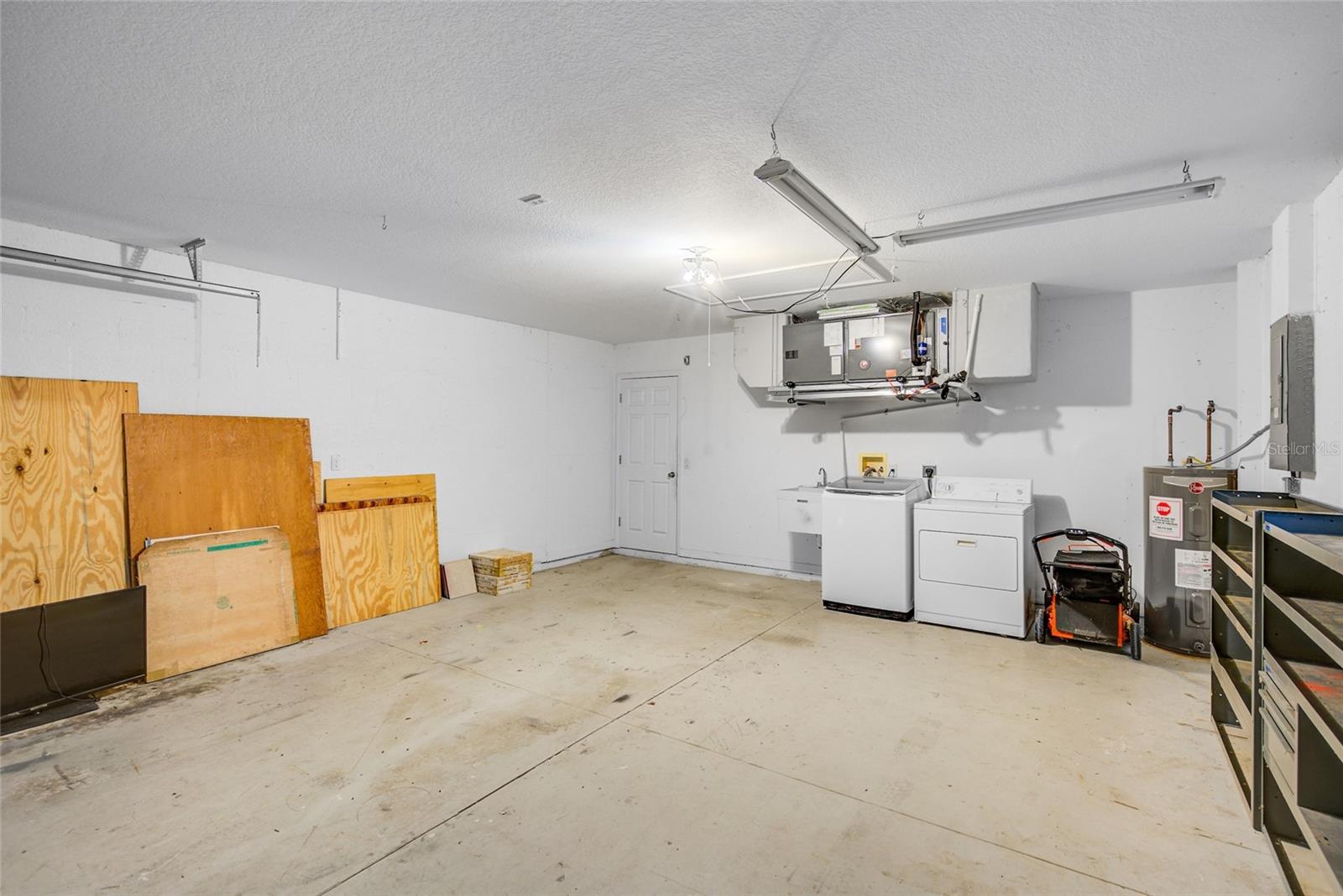 4078 CORYDON AVE
