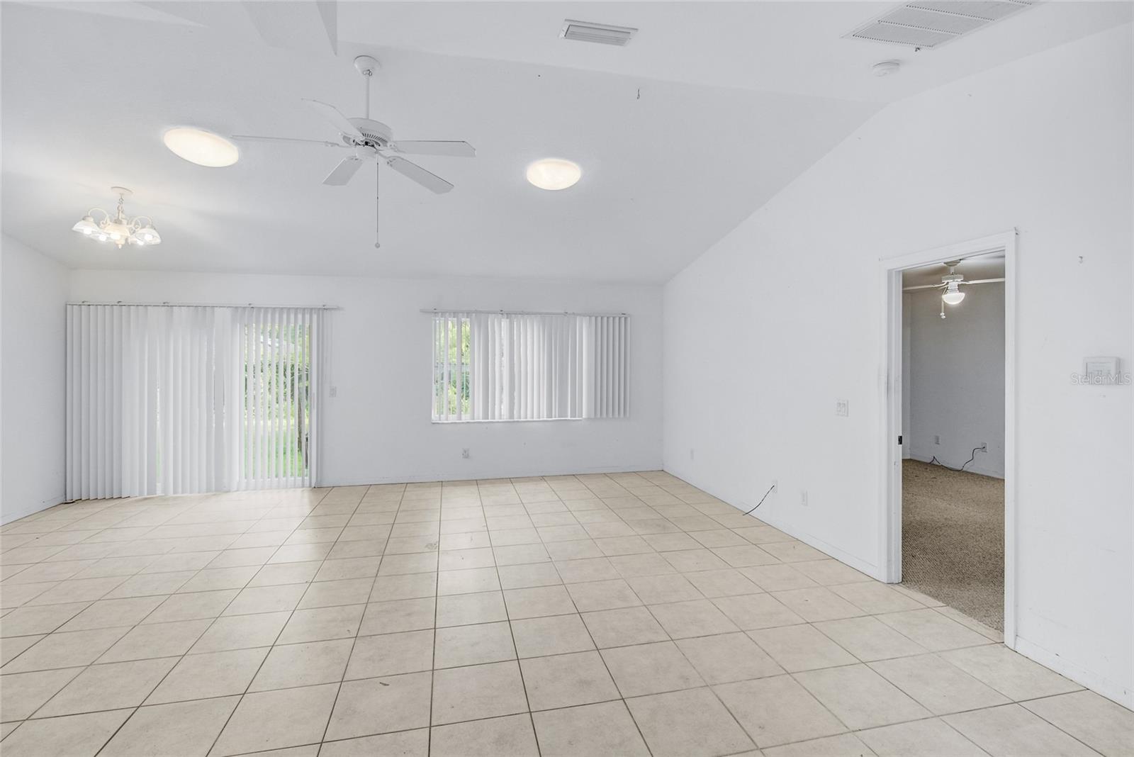 4078 CORYDON AVE