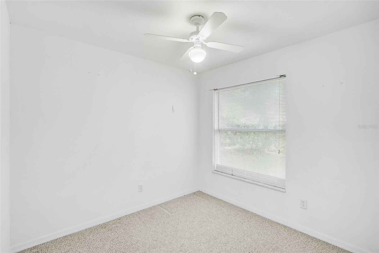 4078 CORYDON AVE