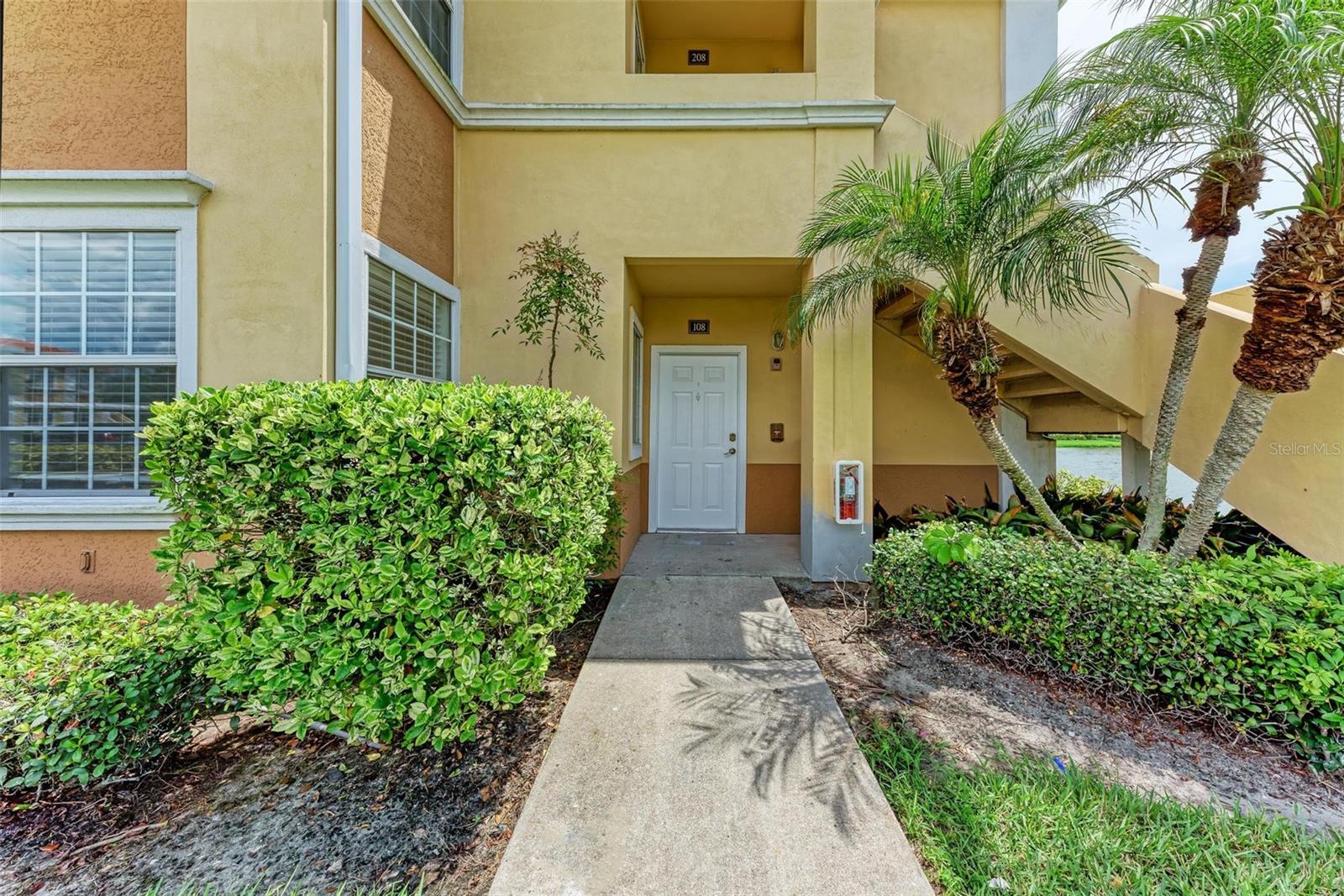 1025 VILLAGIO CIR #108