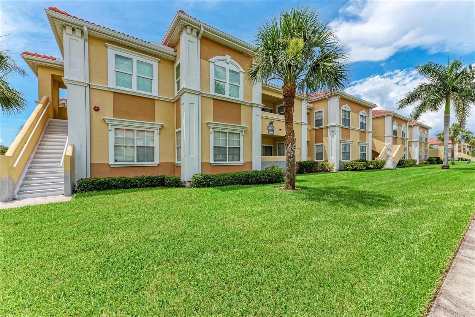 1025 VILLAGIO CIR #108