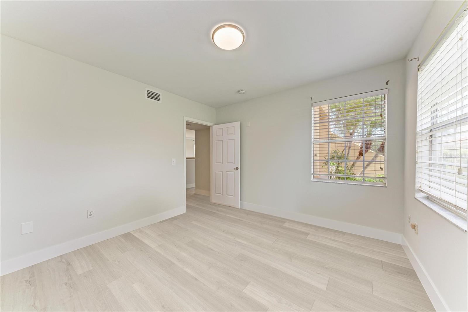 1025 VILLAGIO CIR #108