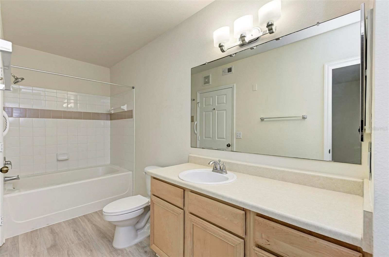 1155 VILLAGIO CIR #103