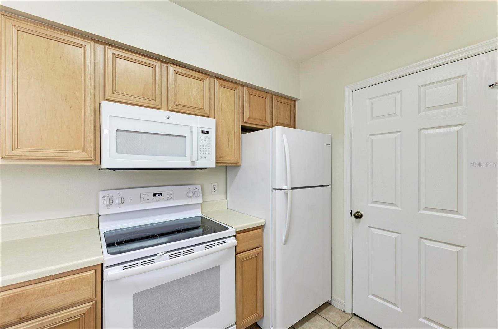1155 VILLAGIO CIR #103