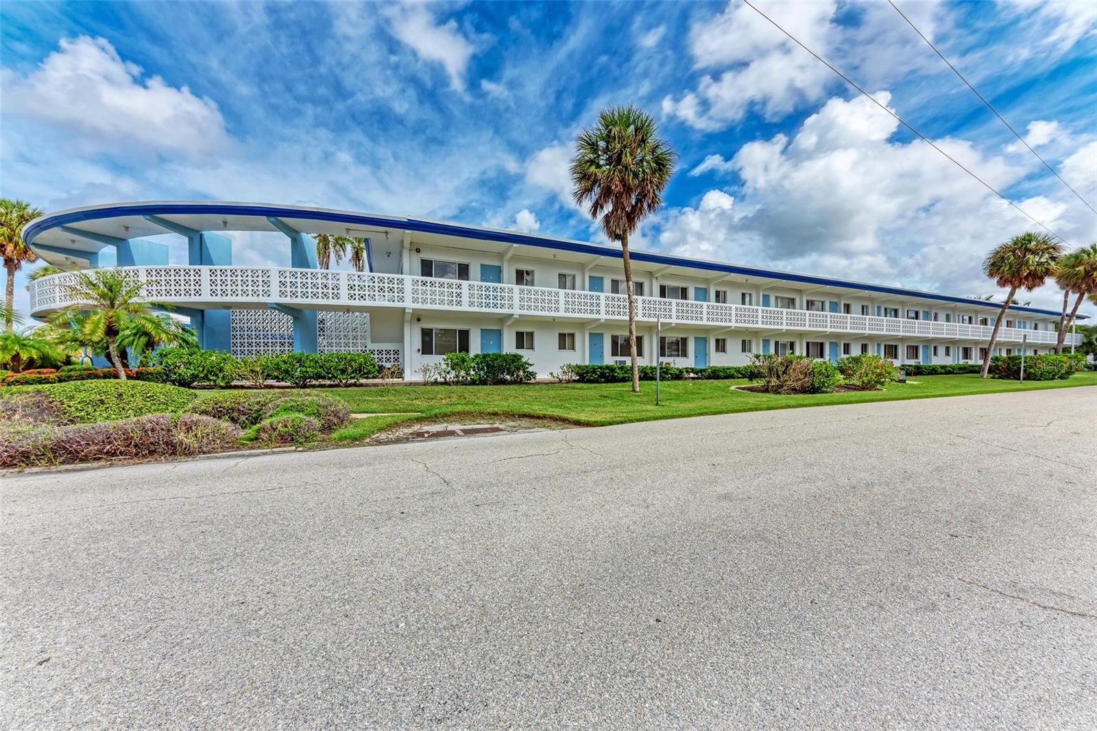 475 BENJAMIN FRANKLIN DR #107