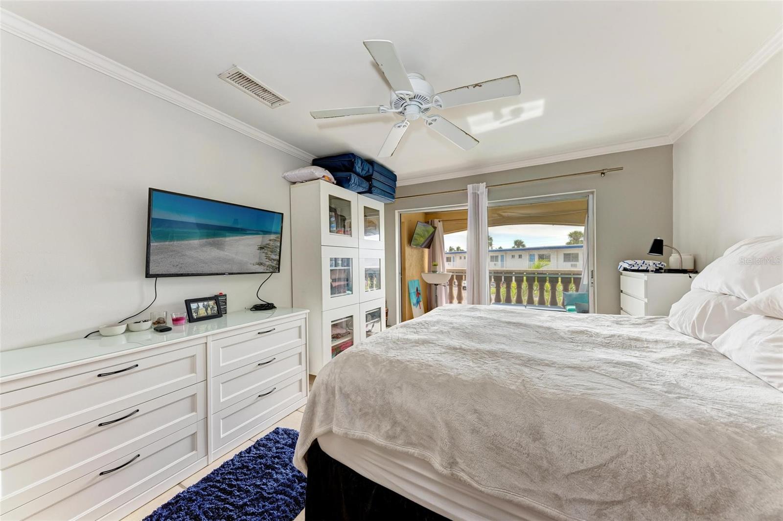 115 TYLER DR #203