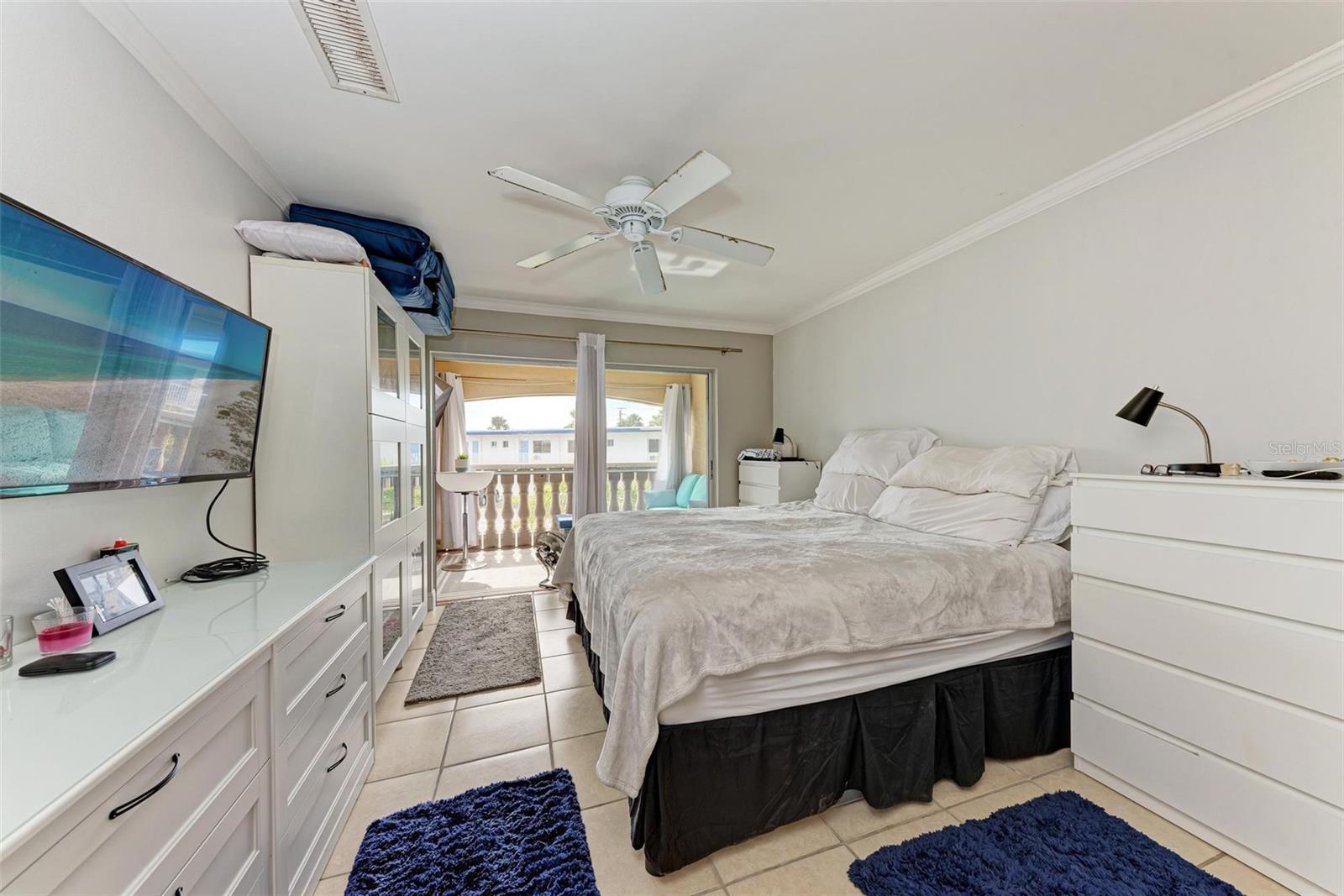 115 TYLER DR #203