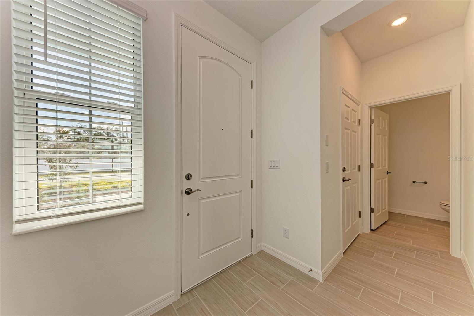 286 VIA ANINA DR