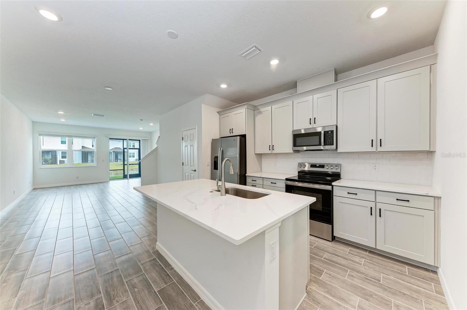 306 VIA ANINA DR