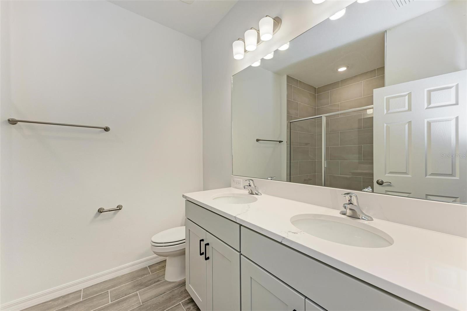 306 VIA ANINA DR