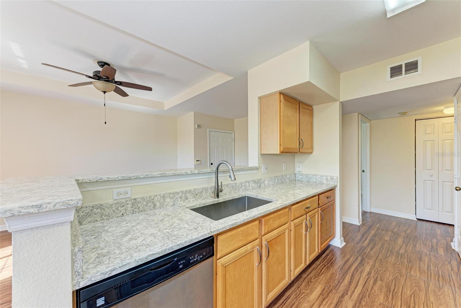 1195 VILLAGIO CIR #201