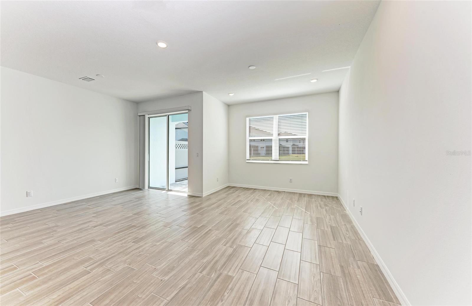 313 VIA TUSCANY AVENUE
