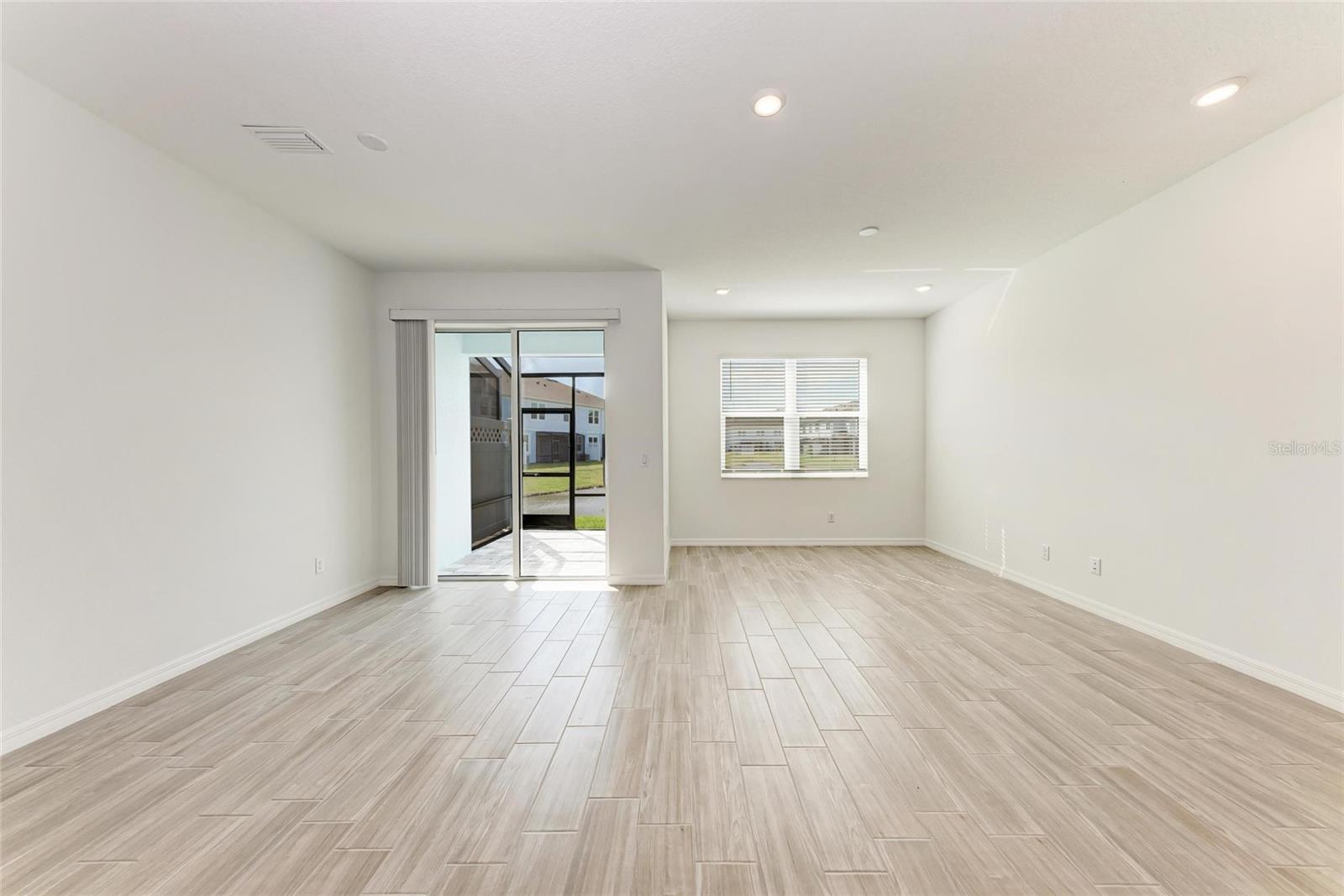 313 VIA TUSCANY AVENUE