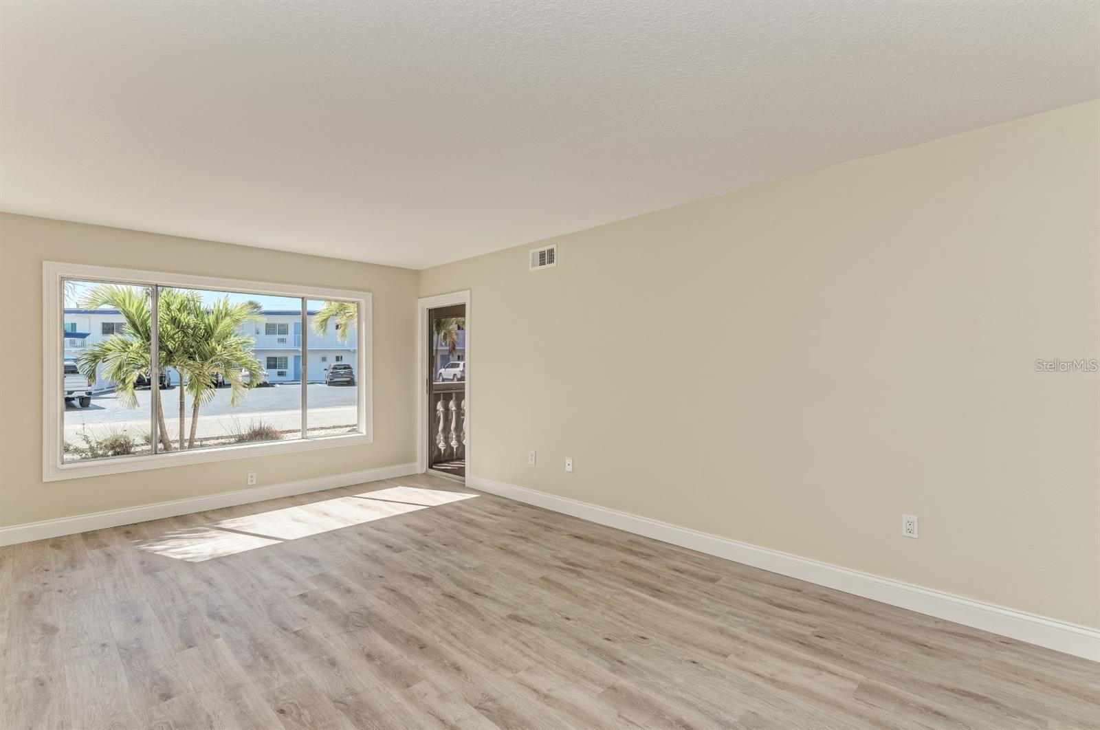 129 TYLER DR #101