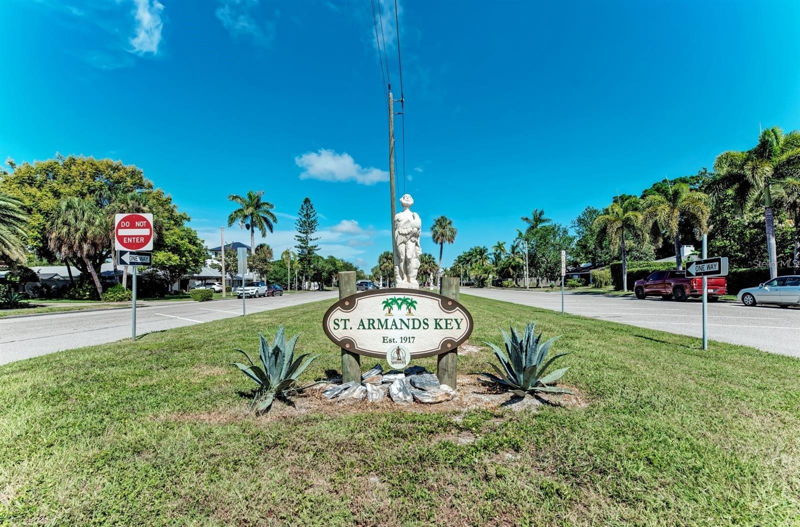129 TYLER DR #101