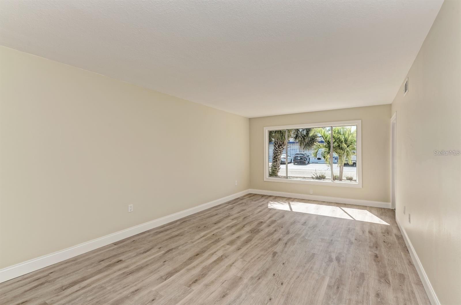 129 TYLER DR #101