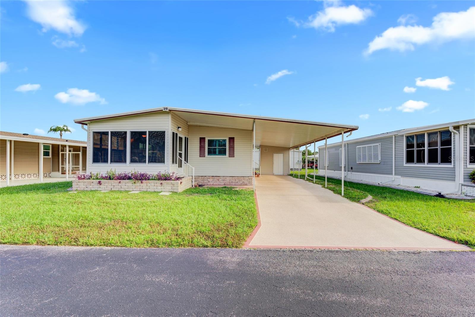 29 S EASTER ISLAND CIR