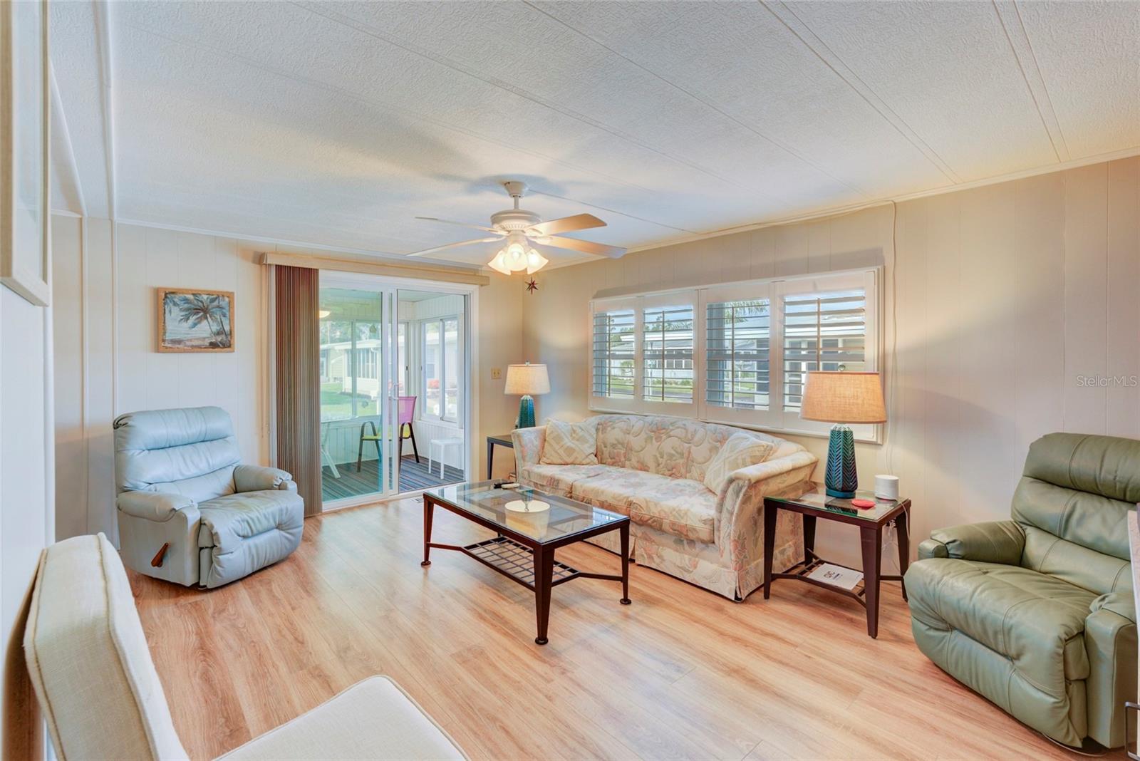 29 S EASTER ISLAND CIR