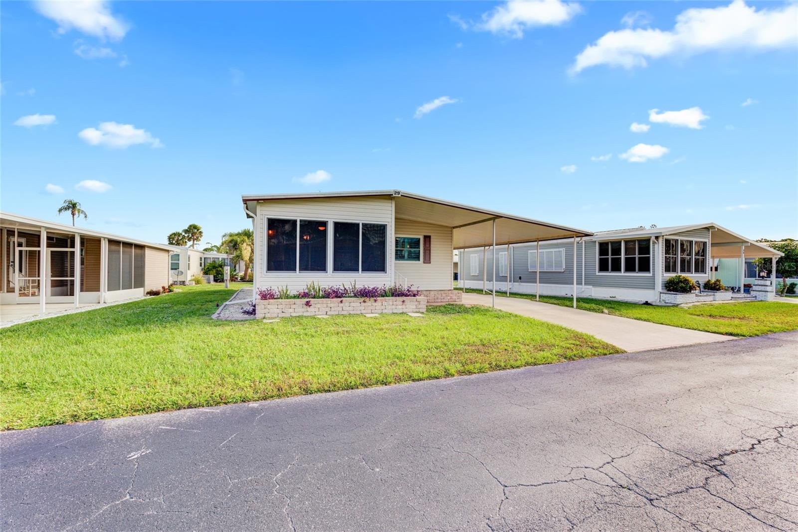 29 S EASTER ISLAND CIR