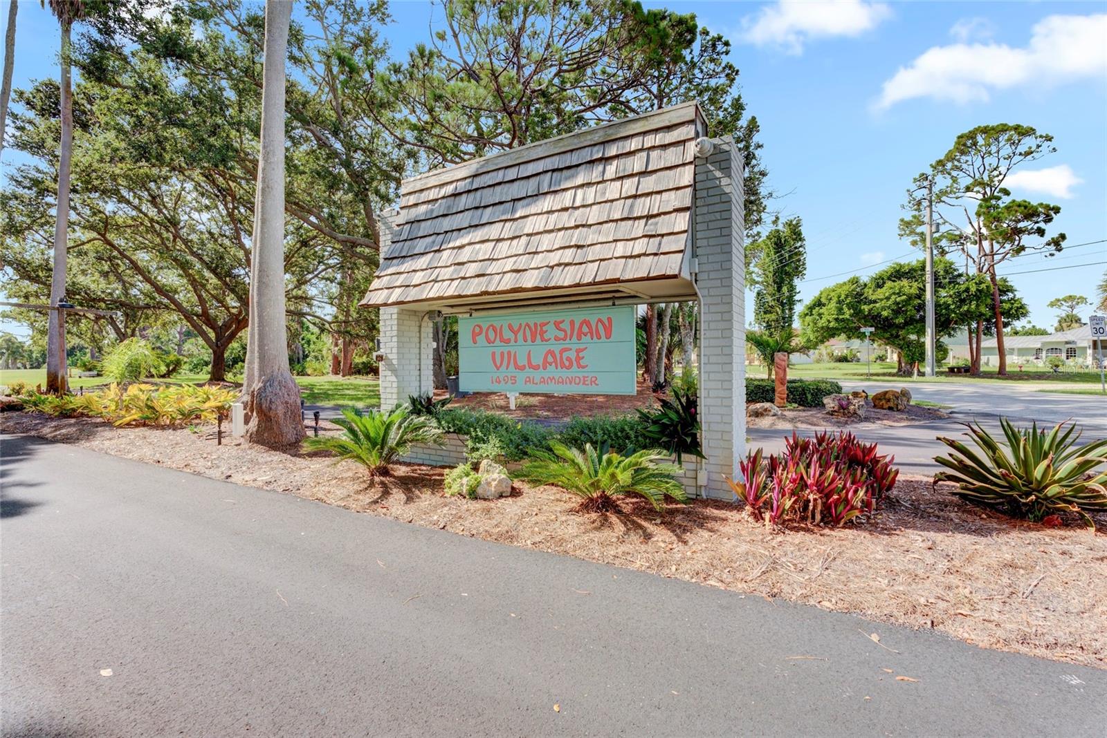 29 S EASTER ISLAND CIR