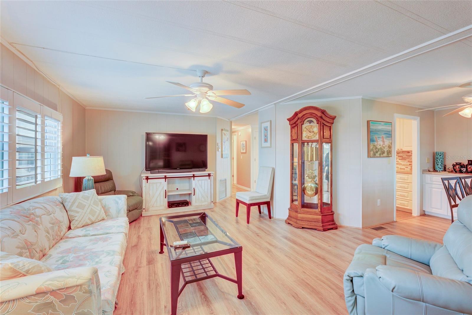 29 S EASTER ISLAND CIR