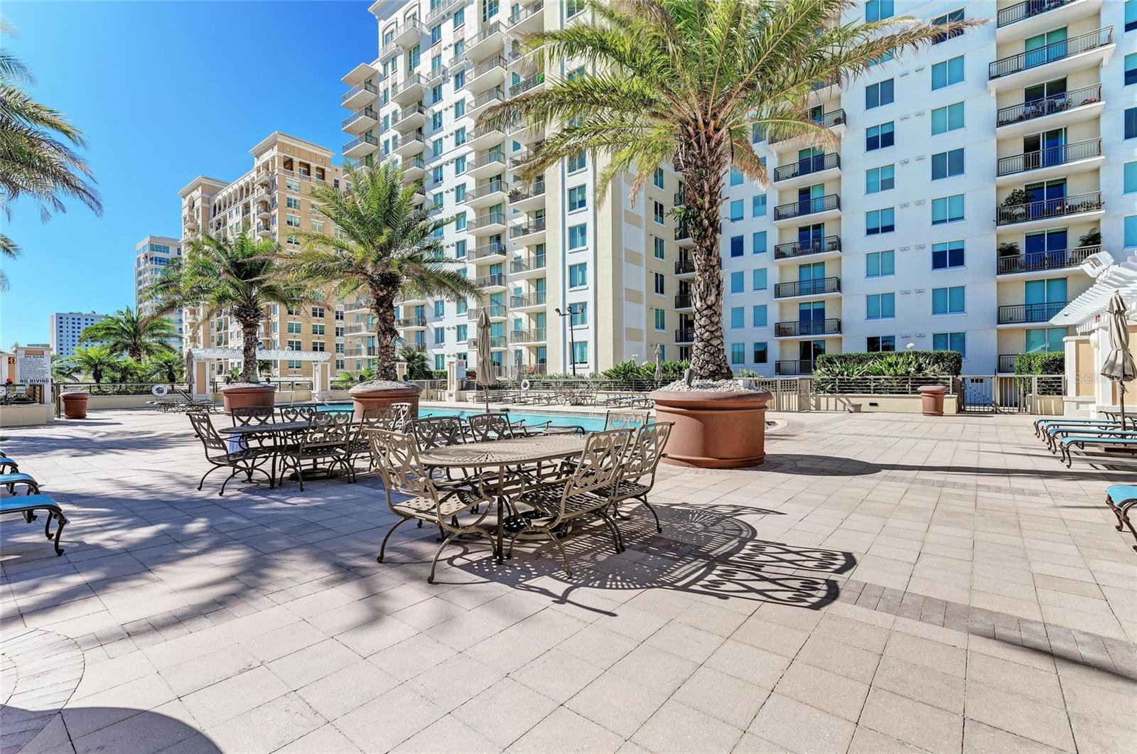 800 N TAMIAMI TRL #1010