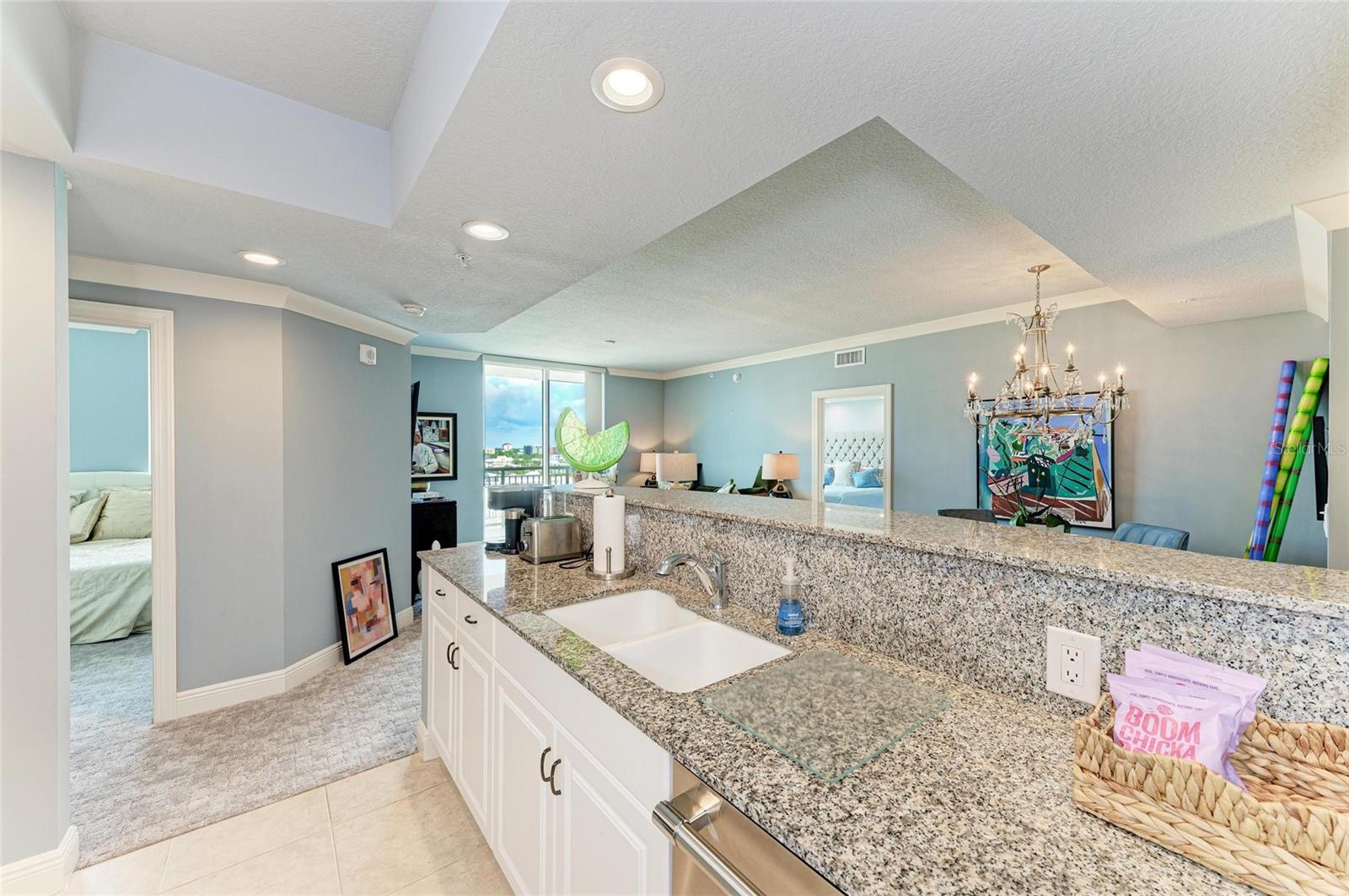 800 N TAMIAMI TRL #1010