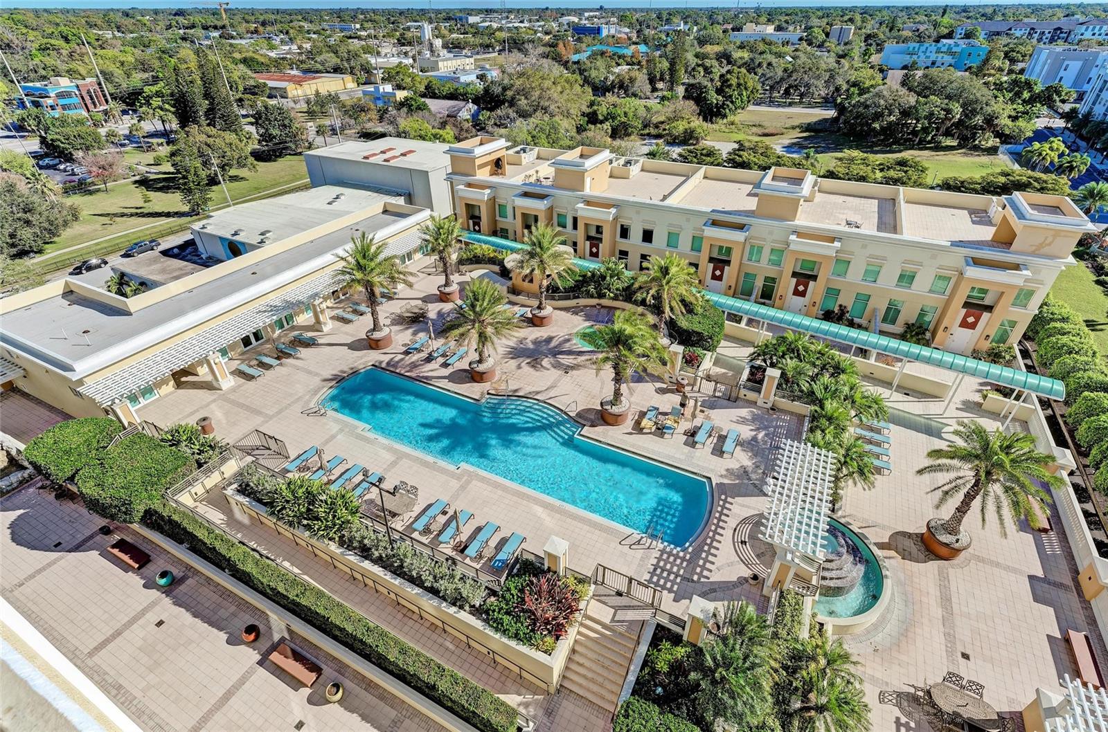 800 N TAMIAMI TRL #1010