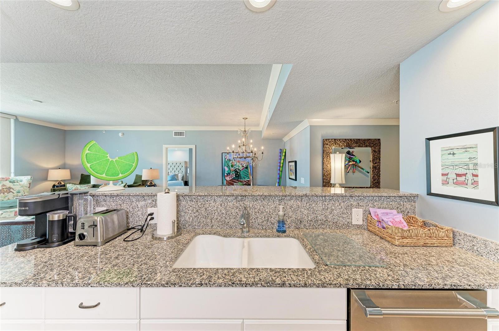 800 N TAMIAMI TRL #1010