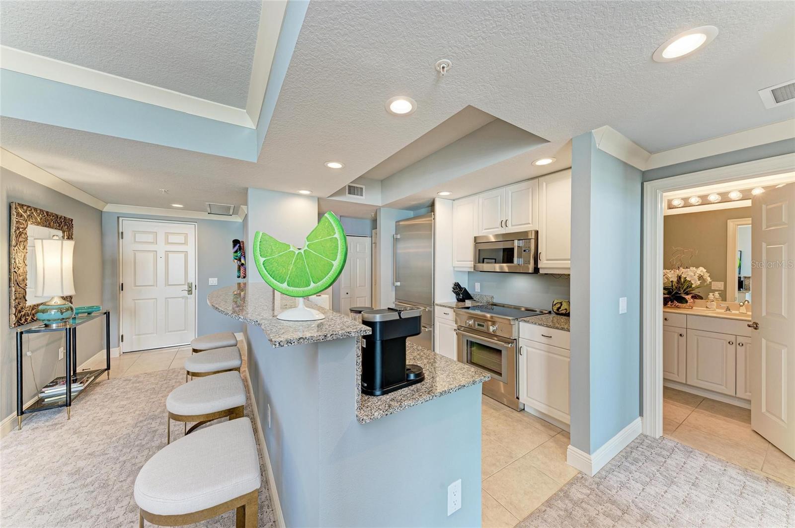 800 N TAMIAMI TRL #1010