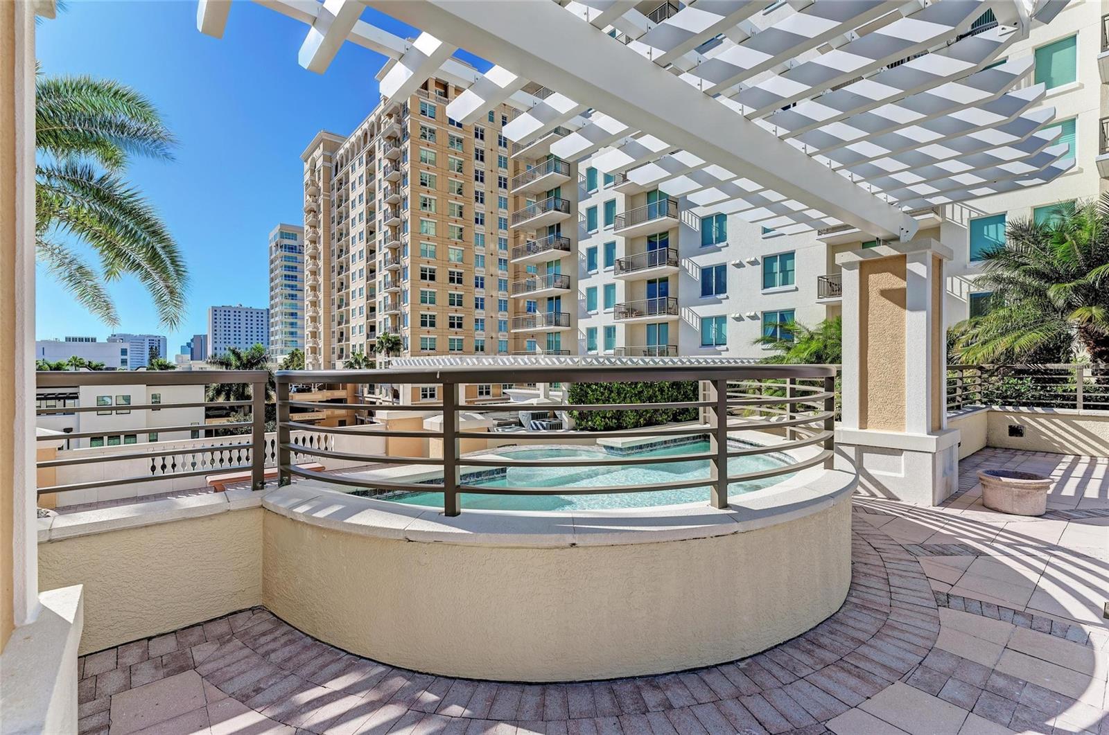 800 N TAMIAMI TRL #1010