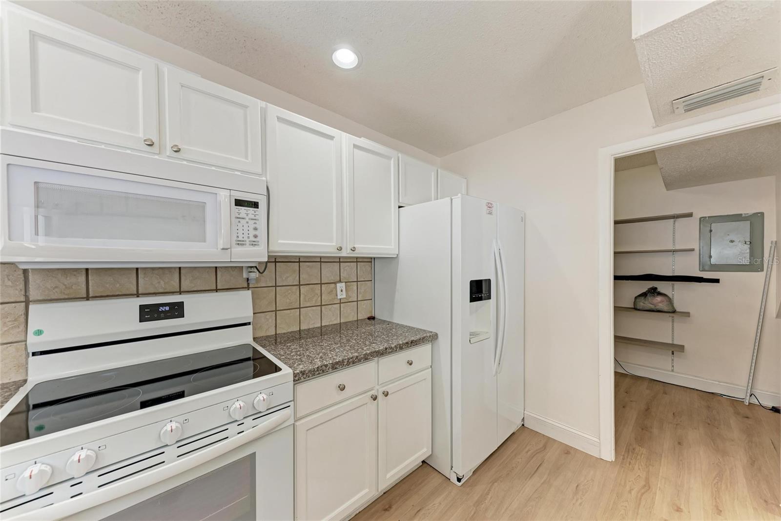 4001 BENEVA RD #335