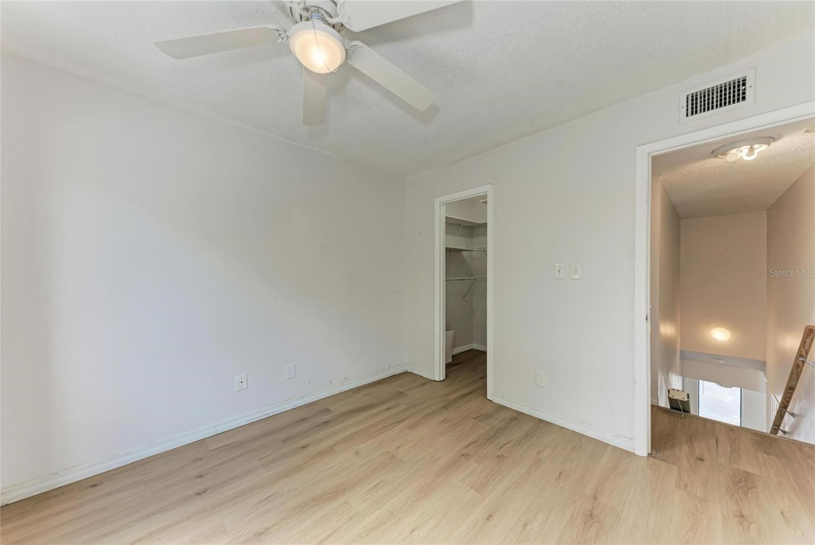 4001 BENEVA RD #335