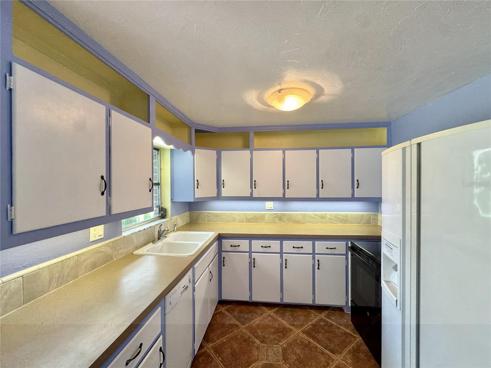 2151 DATURA ST