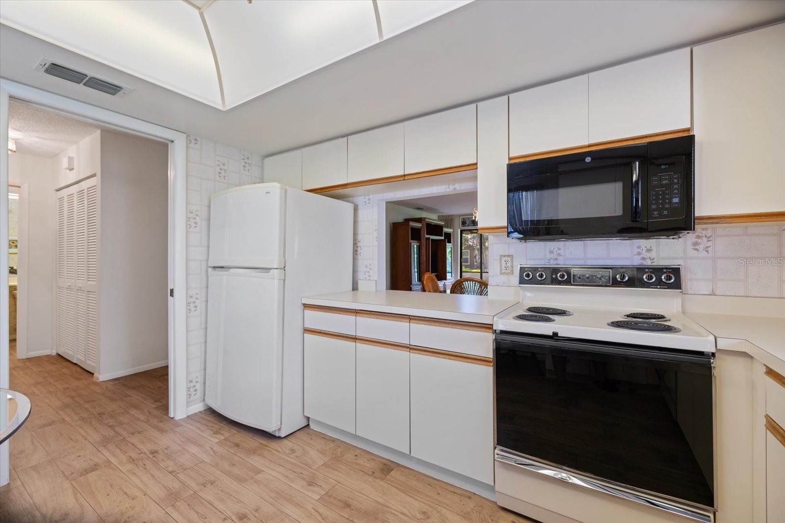 462 OAK HILL CIR #5