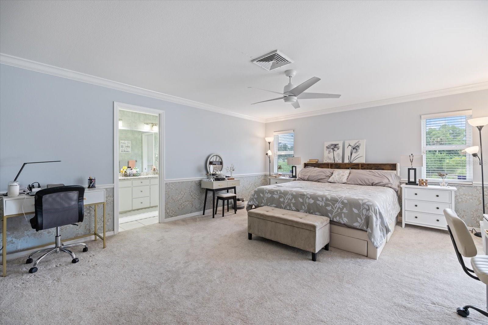 4762 MEREDITH LN
