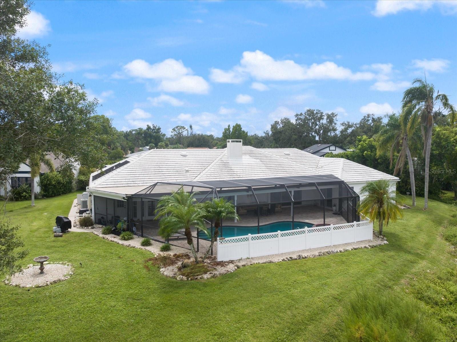 4762 MEREDITH LN
