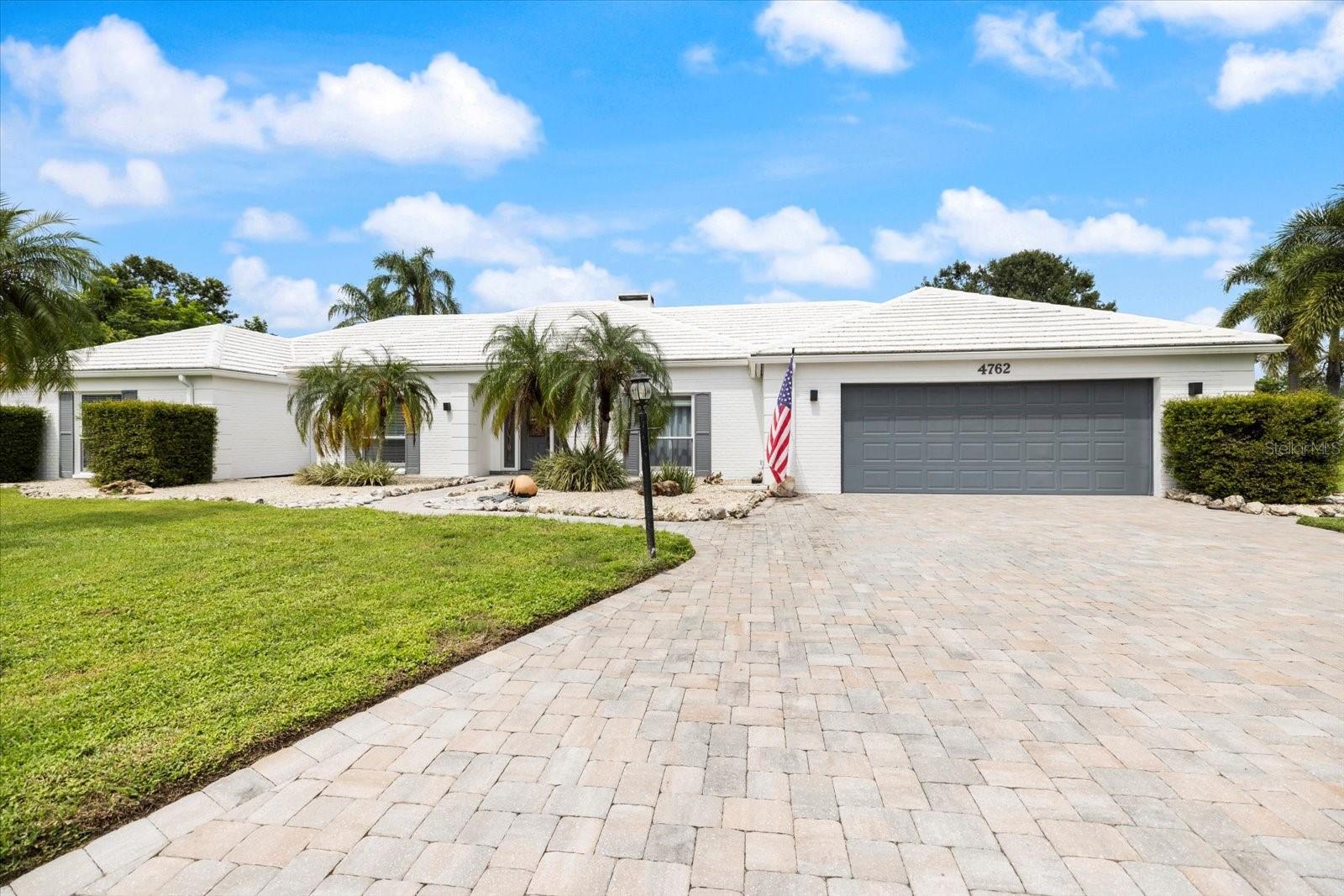 4762 MEREDITH LN