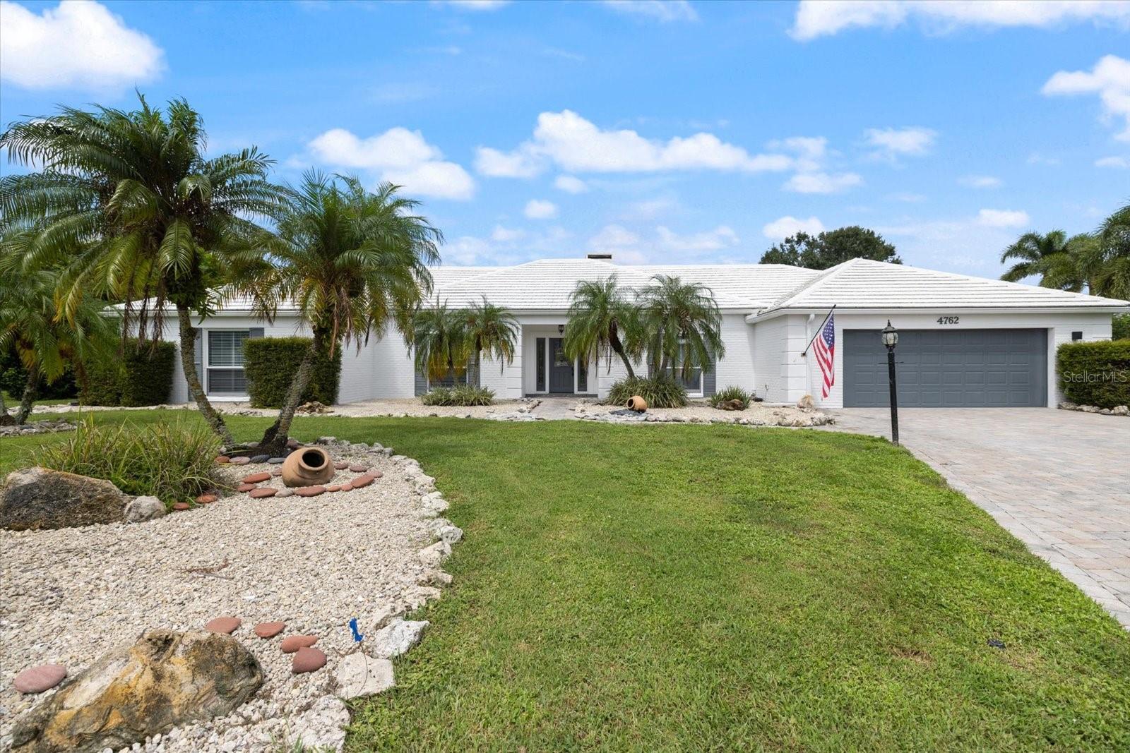 4762 MEREDITH LN