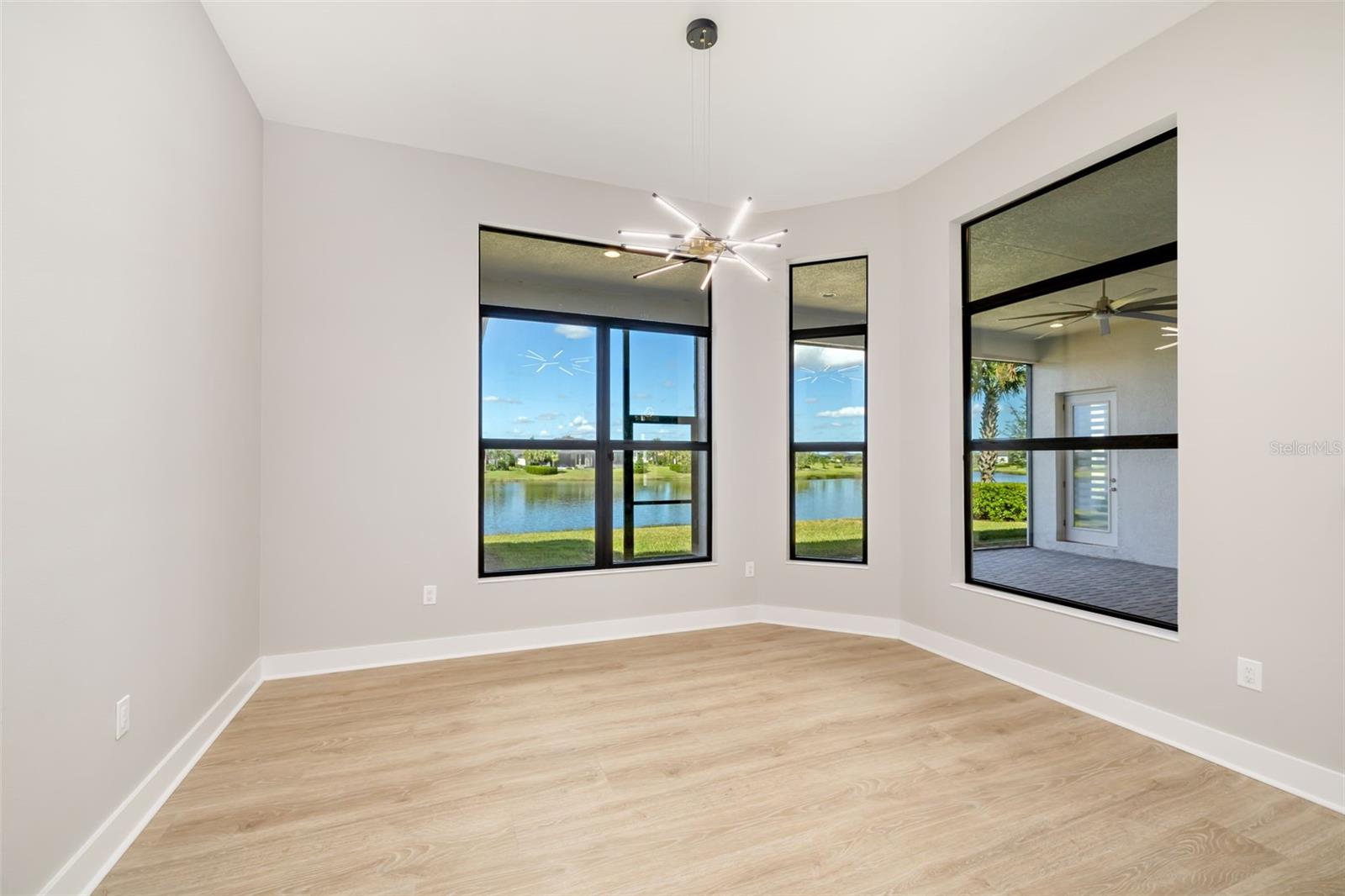 9004 ARTISAN WAY