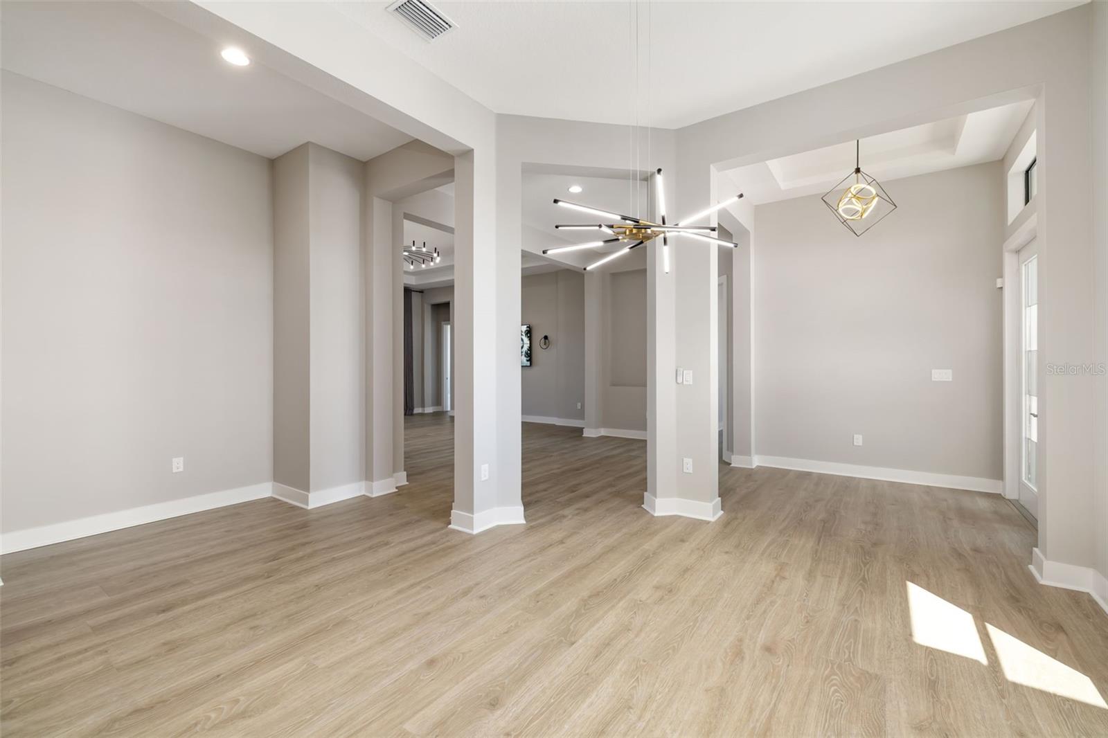 9004 ARTISAN WAY