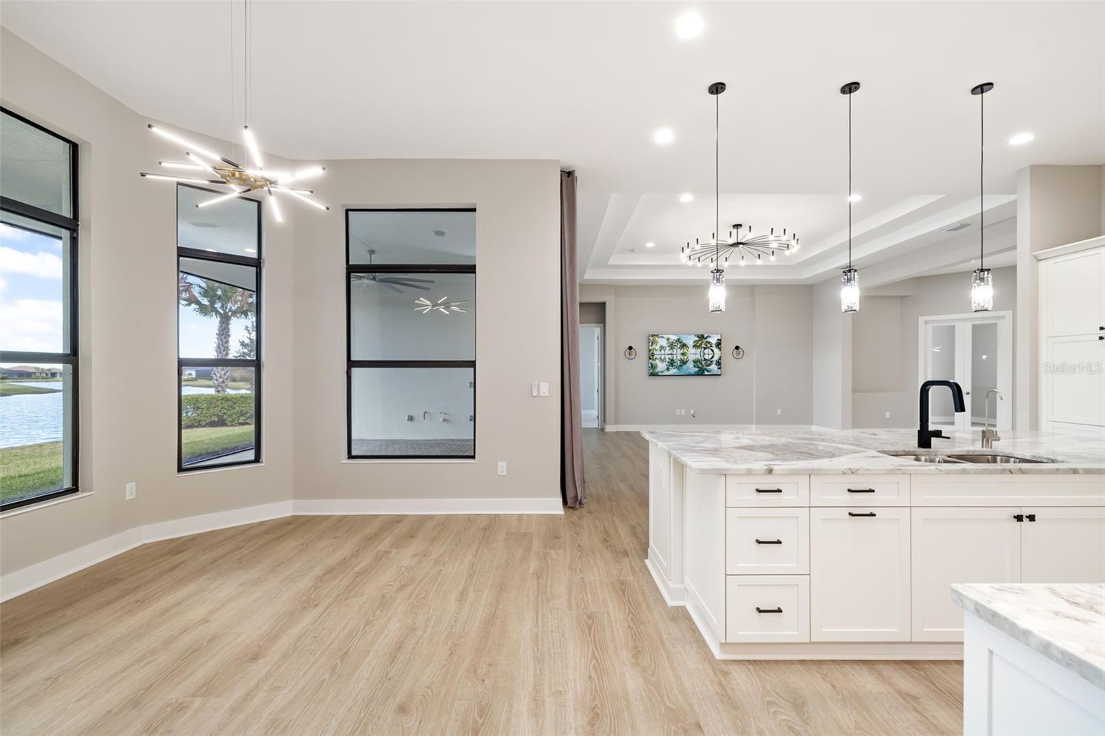 9004 ARTISAN WAY