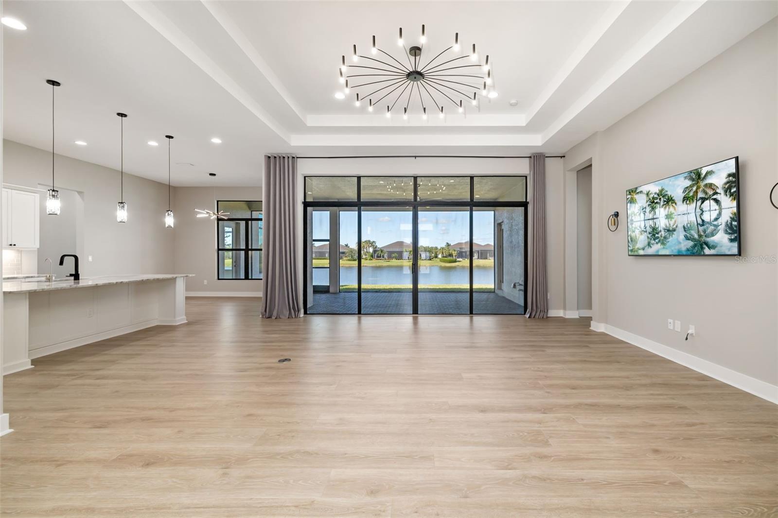 9004 ARTISAN WAY