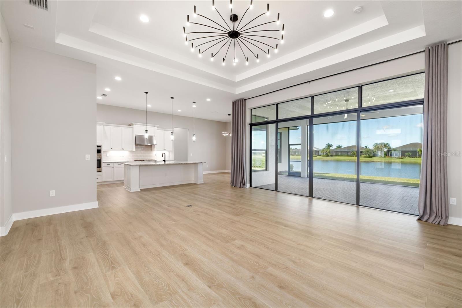 9004 ARTISAN WAY