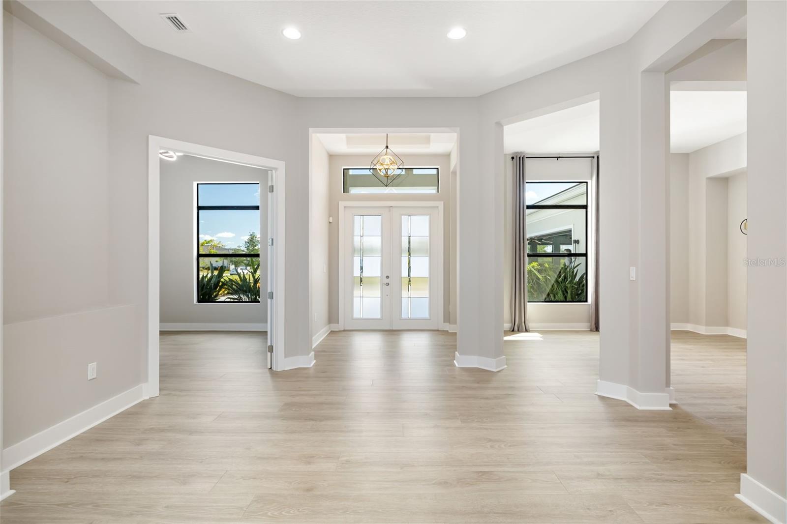 9004 ARTISAN WAY
