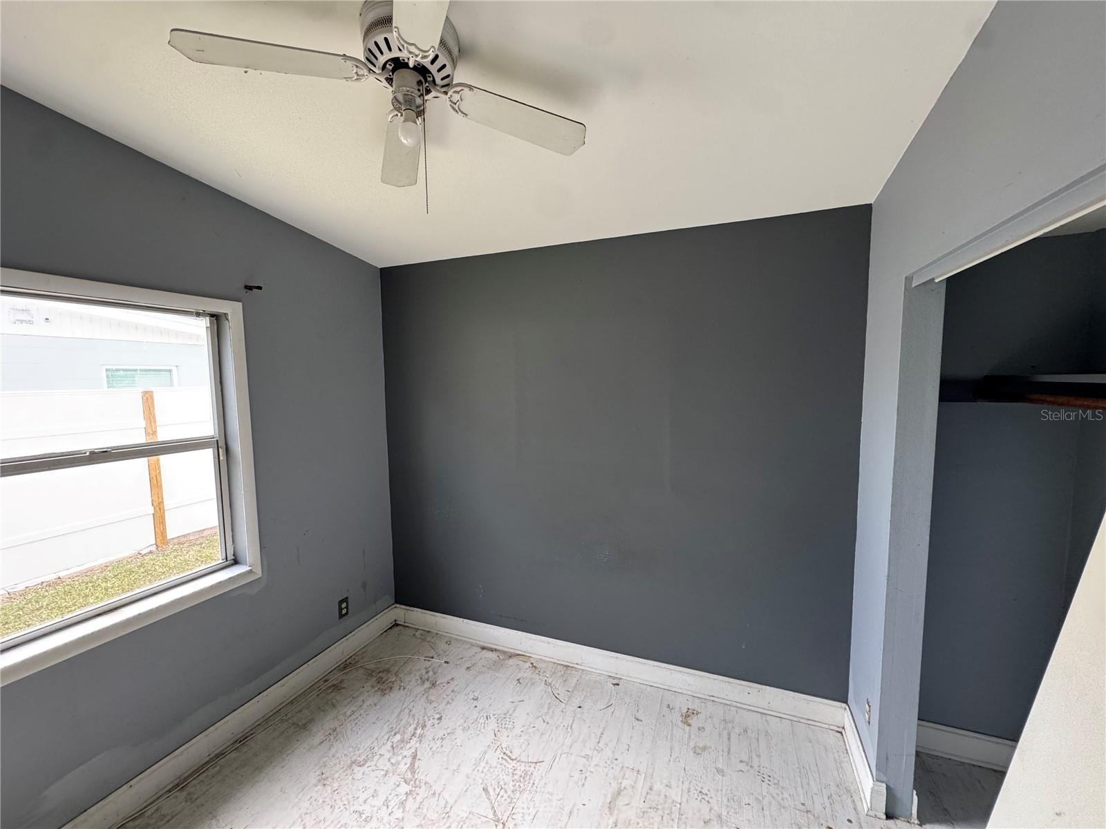 224 W CORNELIUS CIR