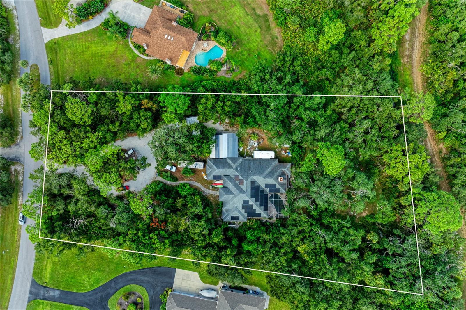 4823 HOYER DR