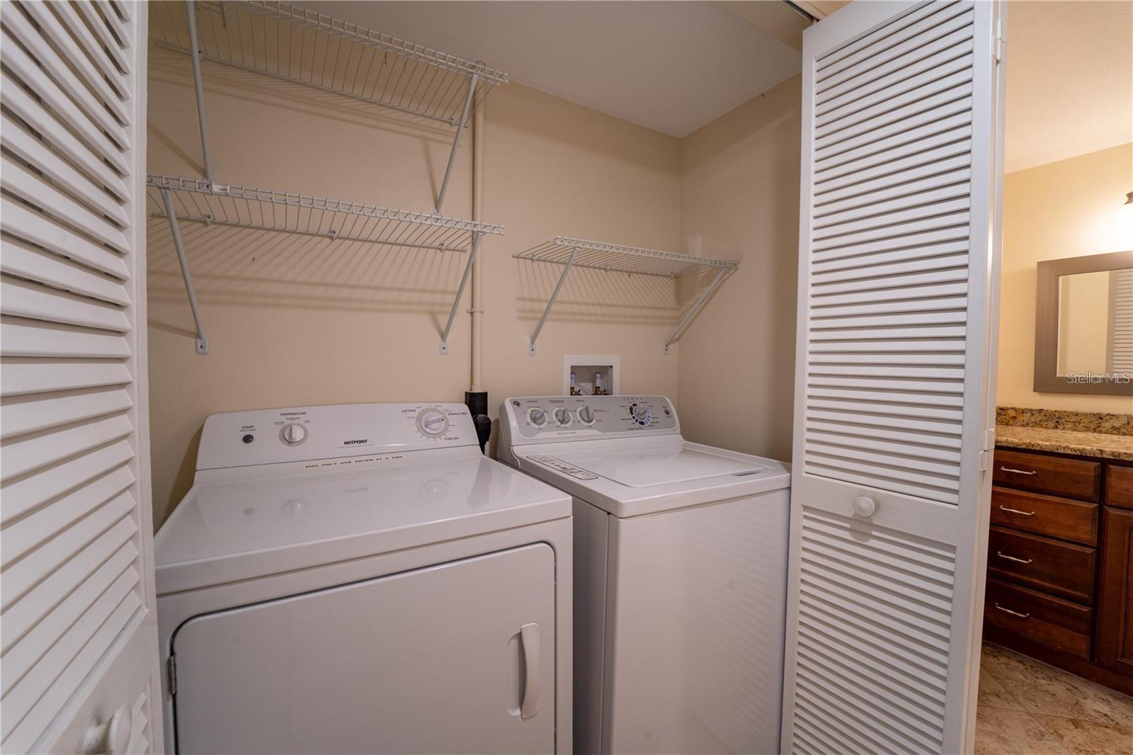 4802 KESTRAL PARK CIR #22