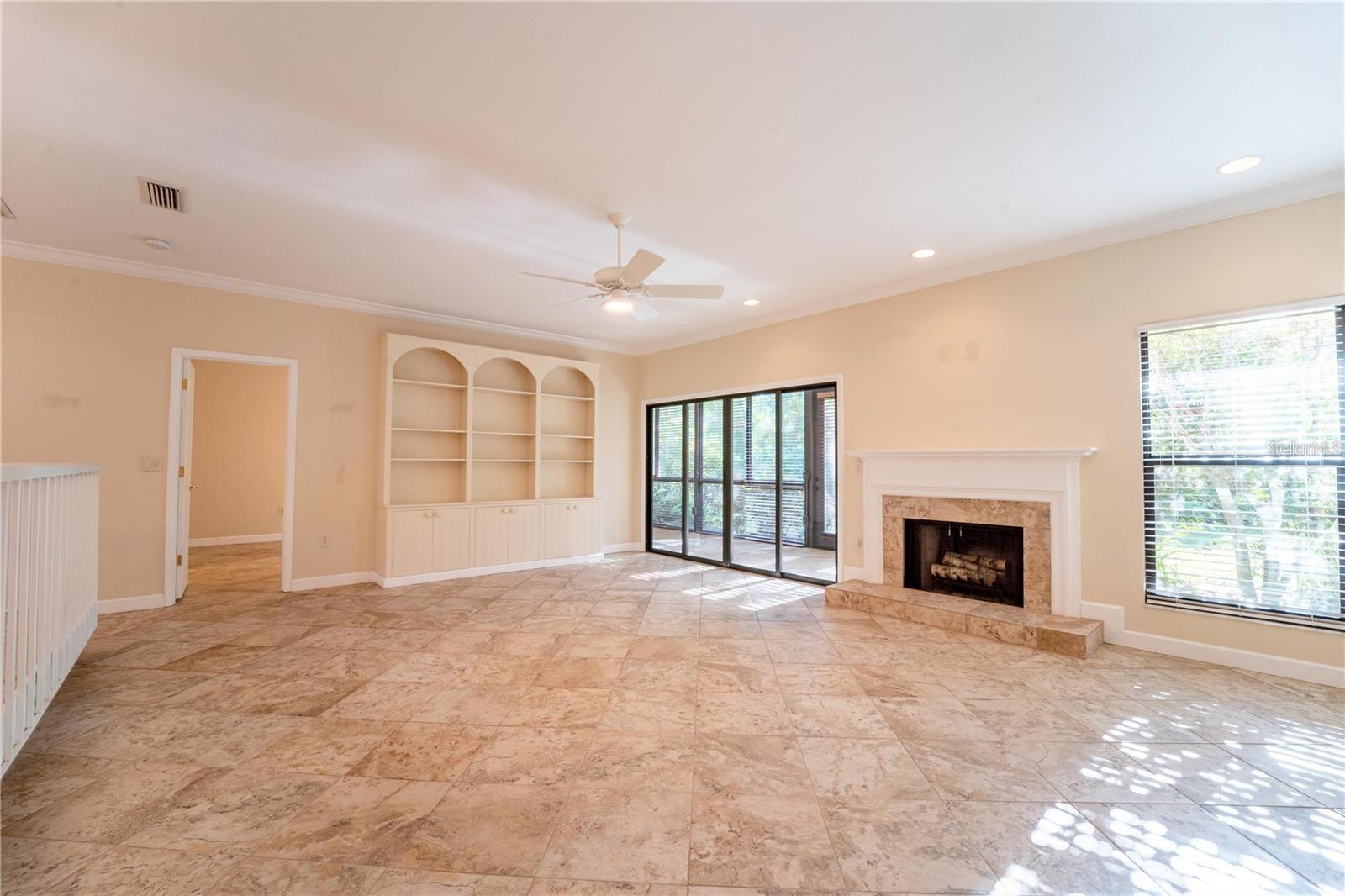 4802 KESTRAL PARK CIR #22