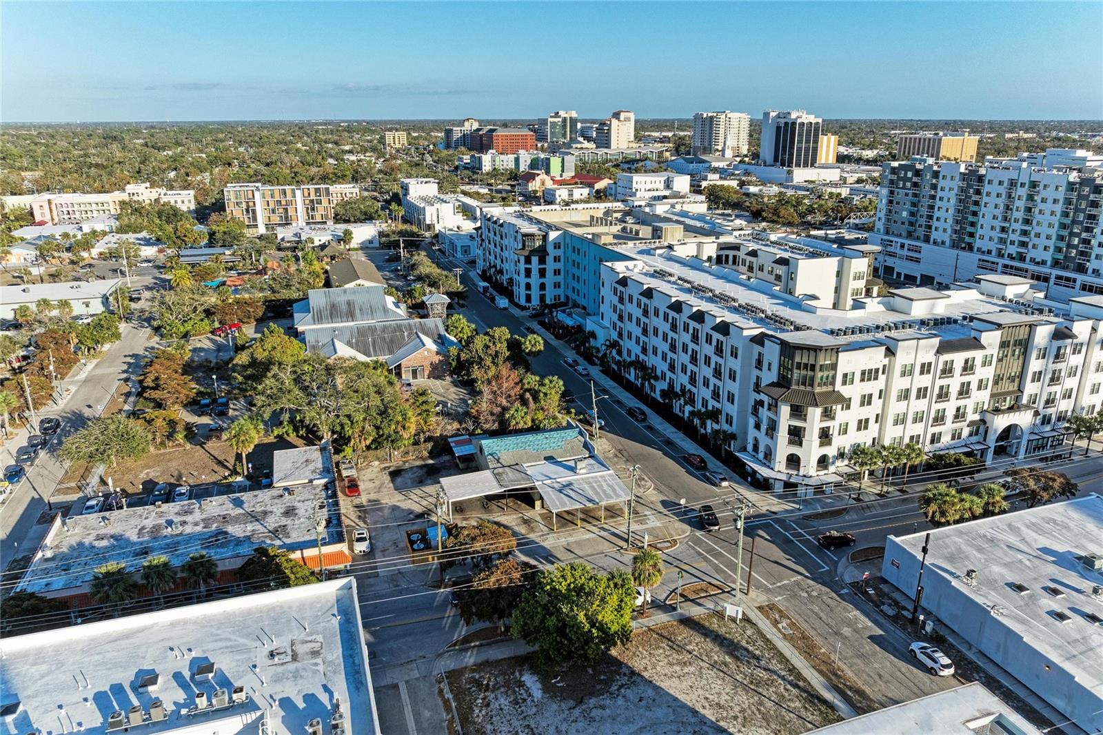 400 W CENTRAL AVE